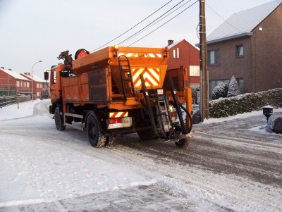 Eind 2010 werd België getroffen door een serieuze winterprik. In die periode strooiden onze diensten 208 ton zout over de gemeentewegen, goed voor een 17.300 euro.