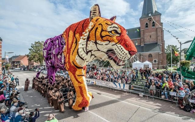 72ste Bloemencorso Loenhout 2024 © Bloemencorso Loenhout 2017